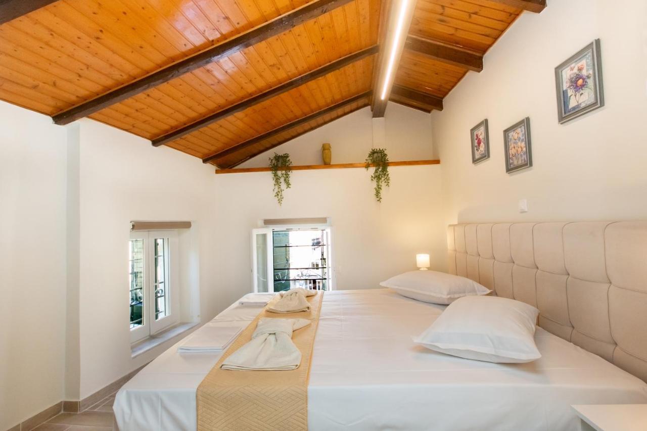 Odisseus Old Town Apartment Corfu  Exterior foto